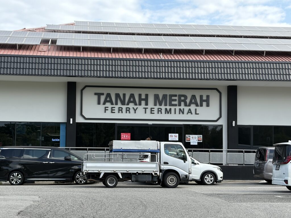 フェリーターミナル画像